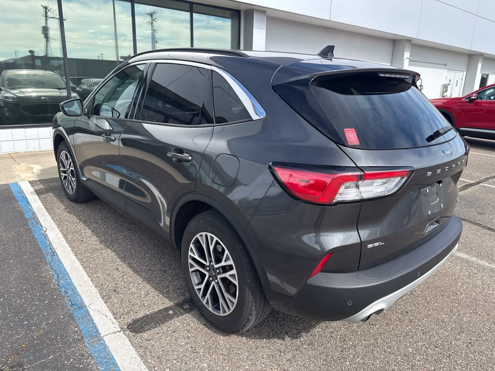 Used 2020 Ford Escape SEL AWD/4WD image 2