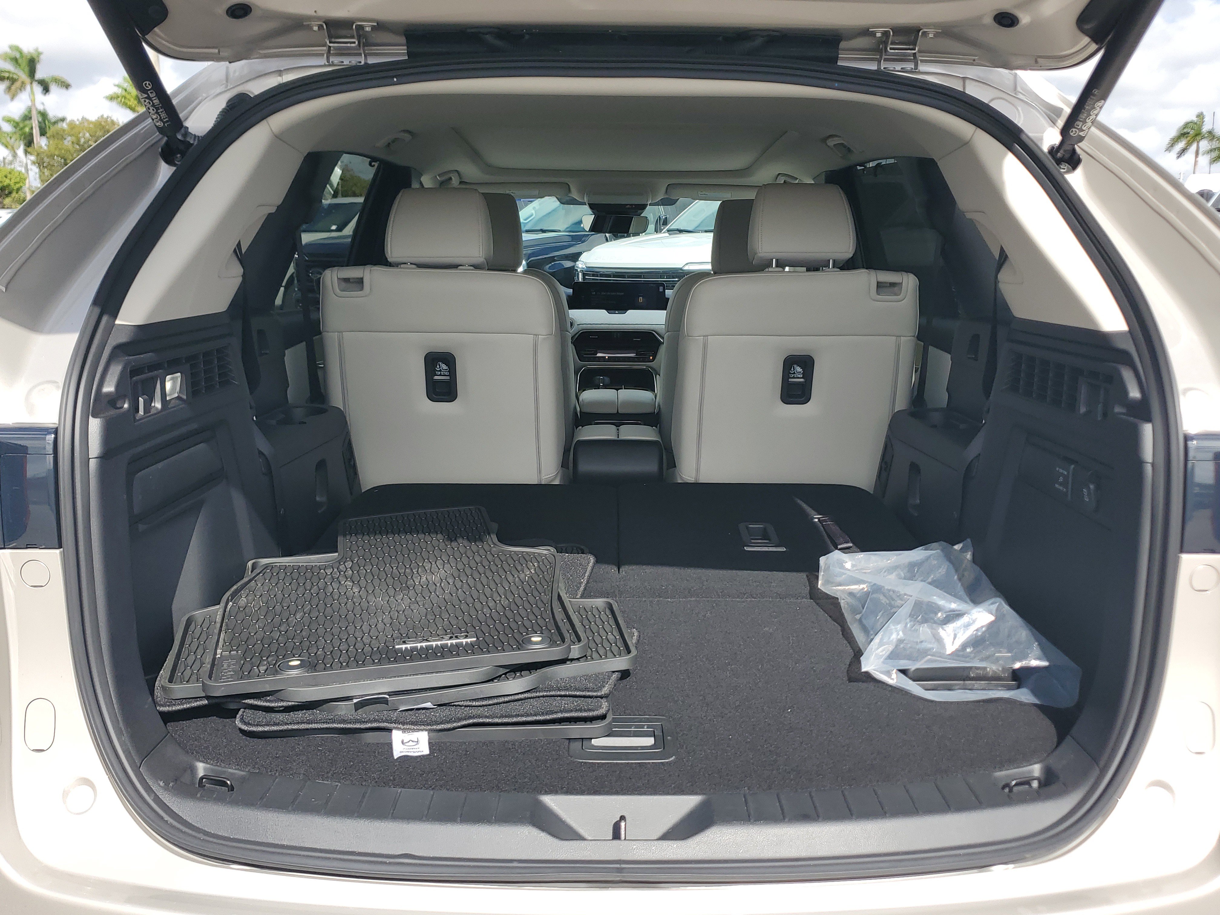 Used 2025 MAZDA CX-90 3.3 Turbo S w/ Premium Plus image 17