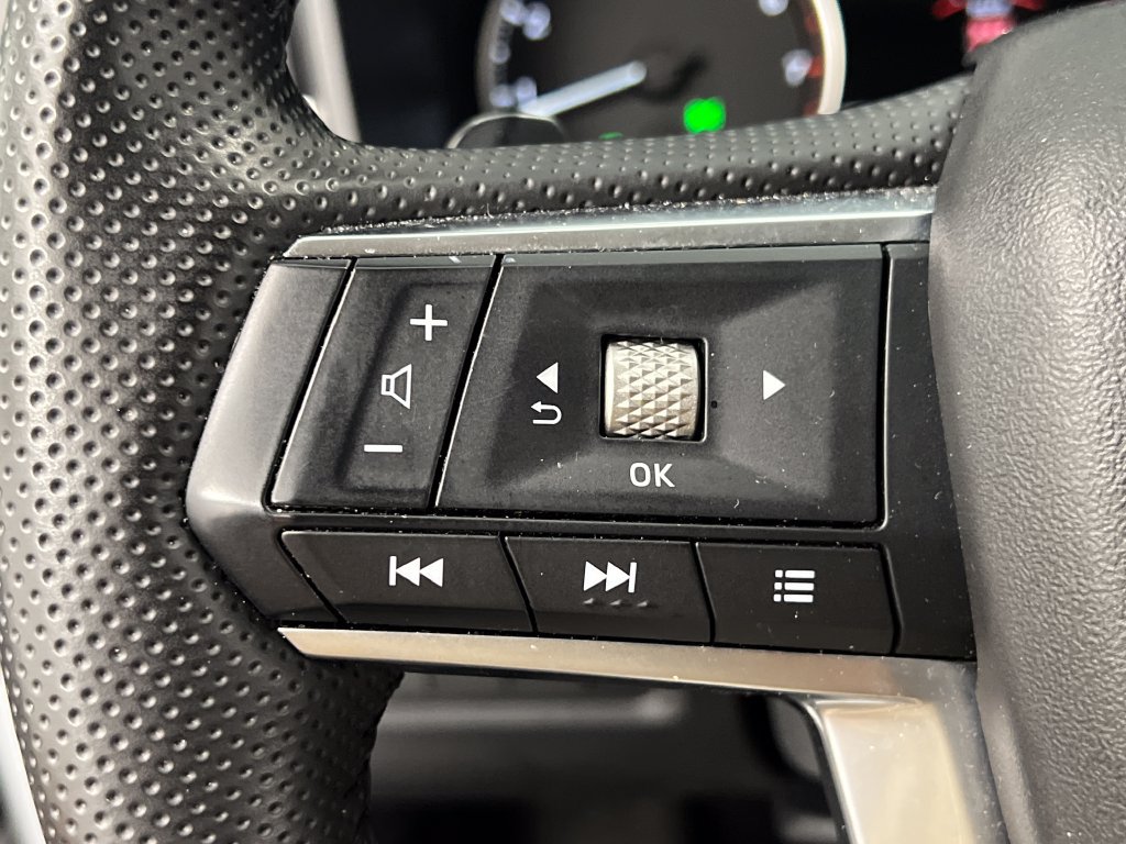 Used 2025 Mitsubishi Outlander SE AWD/4WD image 51