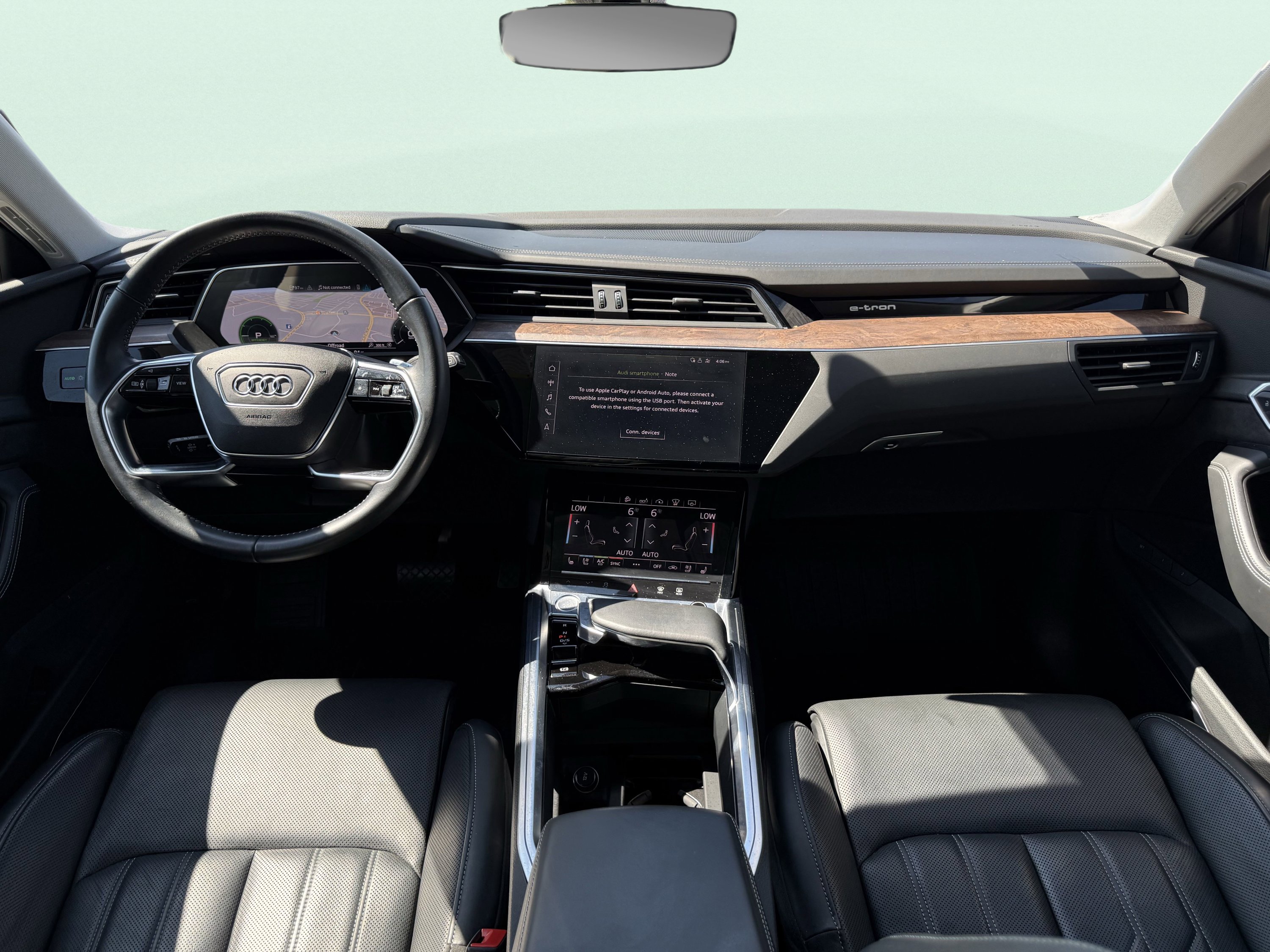 Used 2019 Audi e-tron Prestige w/ Prestige Package image 66