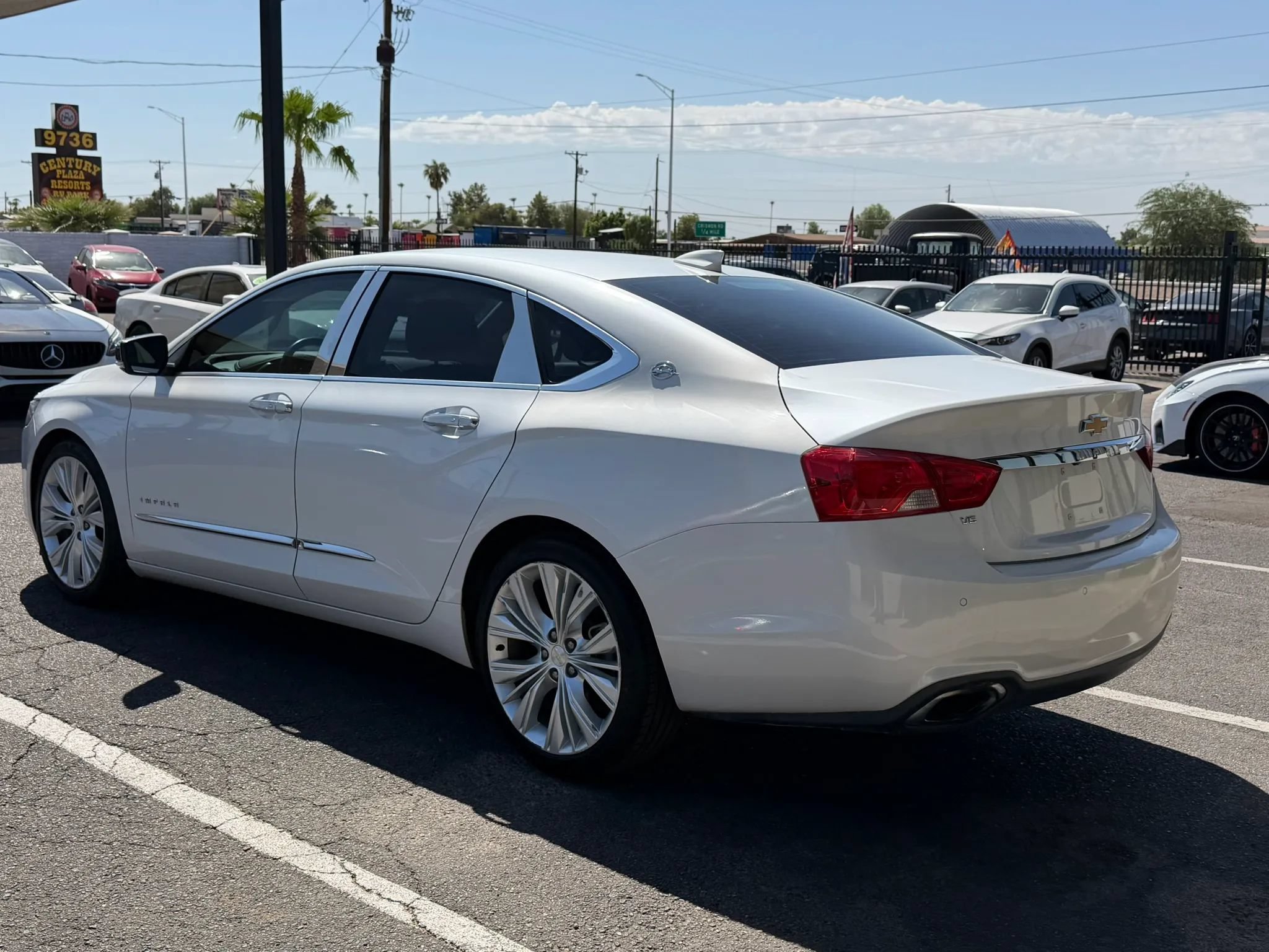 Used 2015 Chevrolet Impala LTZ FWD image 6