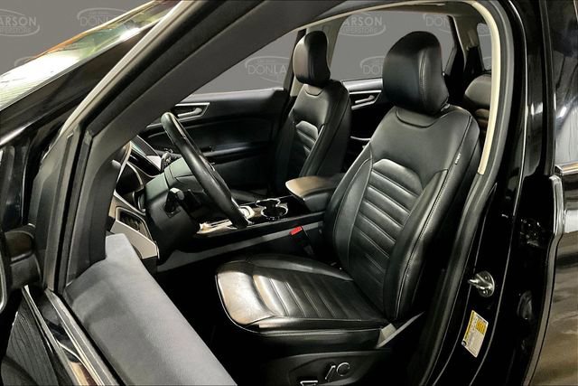 Used 2018 Ford Edge SEL w/ Equipment Group 201A image 13