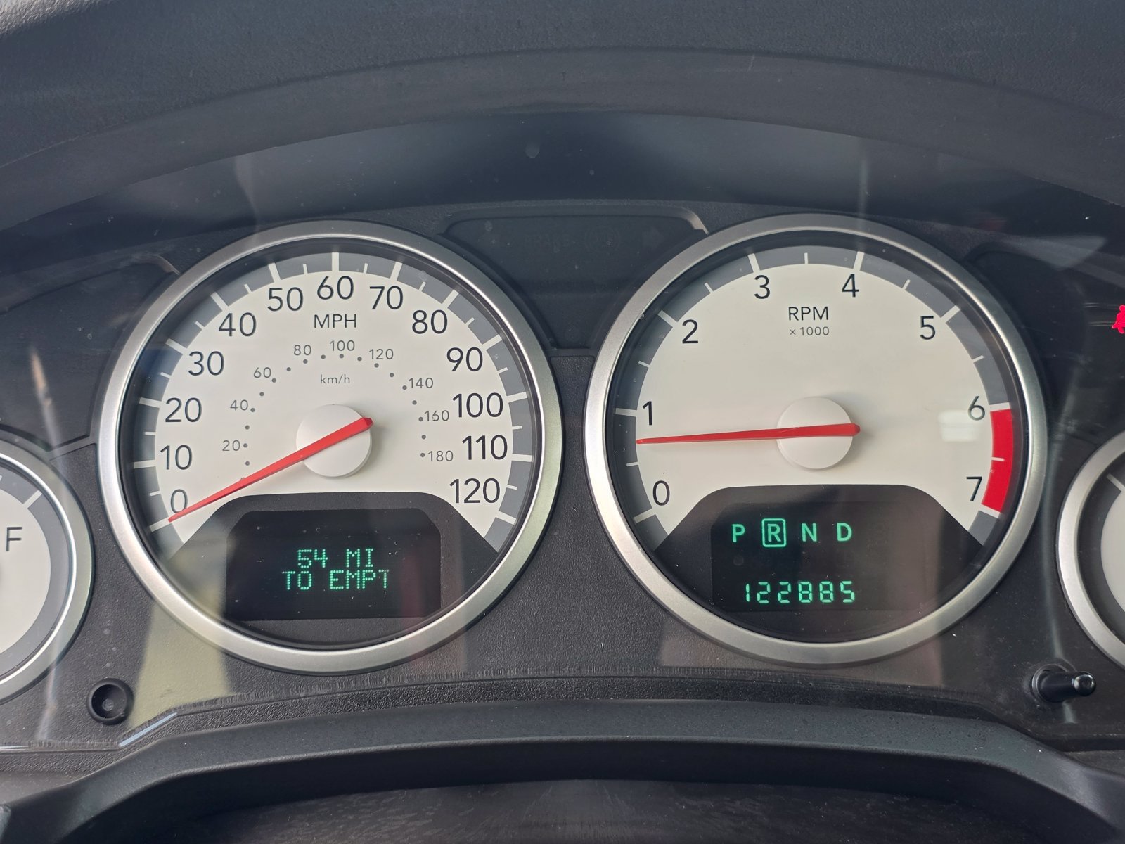 Used 2010 Dodge Grand Caravan SXT FWD image 31