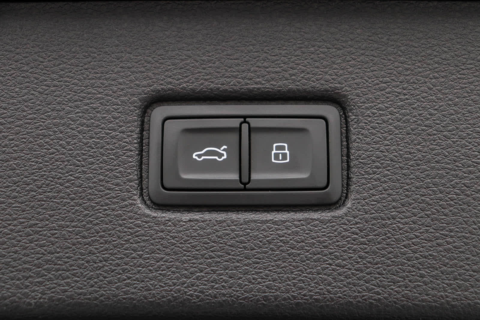 Used 2023 Audi Q7 2.0T Premium w/ Convenience Package image 37