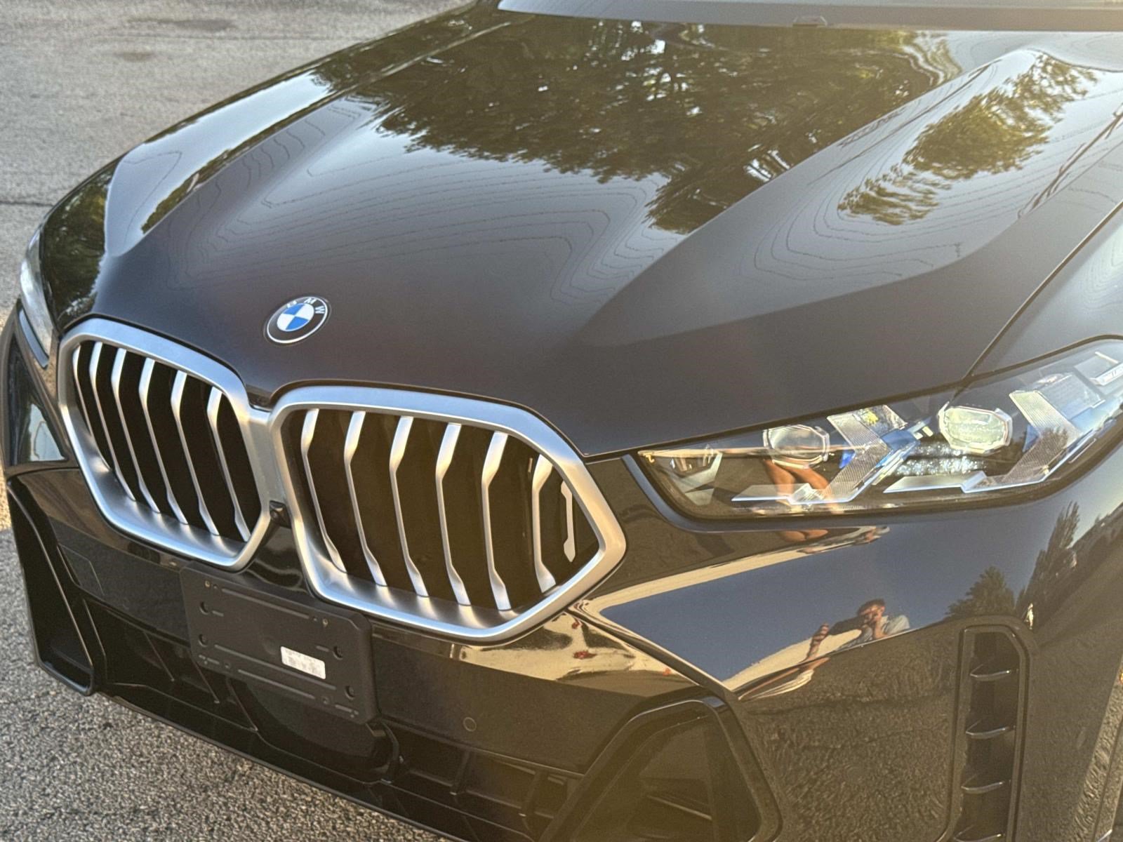Used 2024 BMW X6 xDrive40i w/ Premium Package AWD/4WD image 10