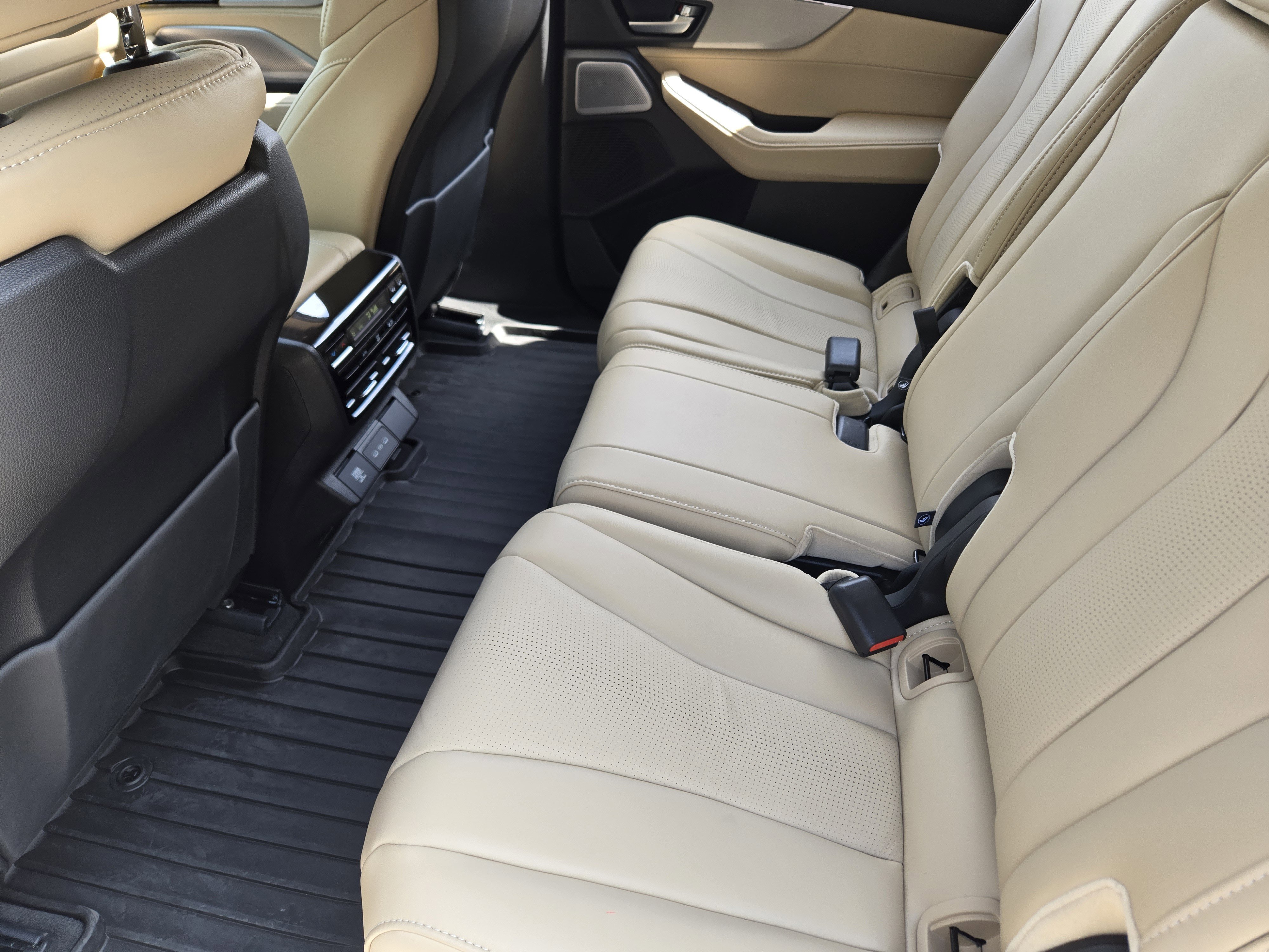 Certified 2026 Acura MDX FWD w/ Technology Package image 30