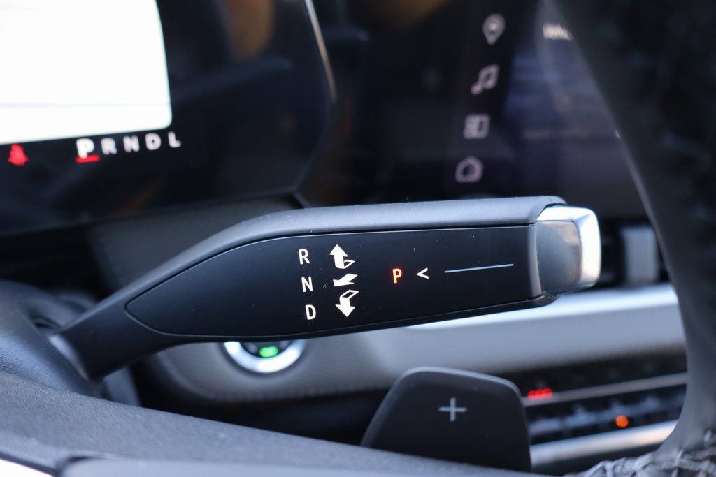 New 2026 Chevrolet Equinox LT w/ Convenience Package II image 9