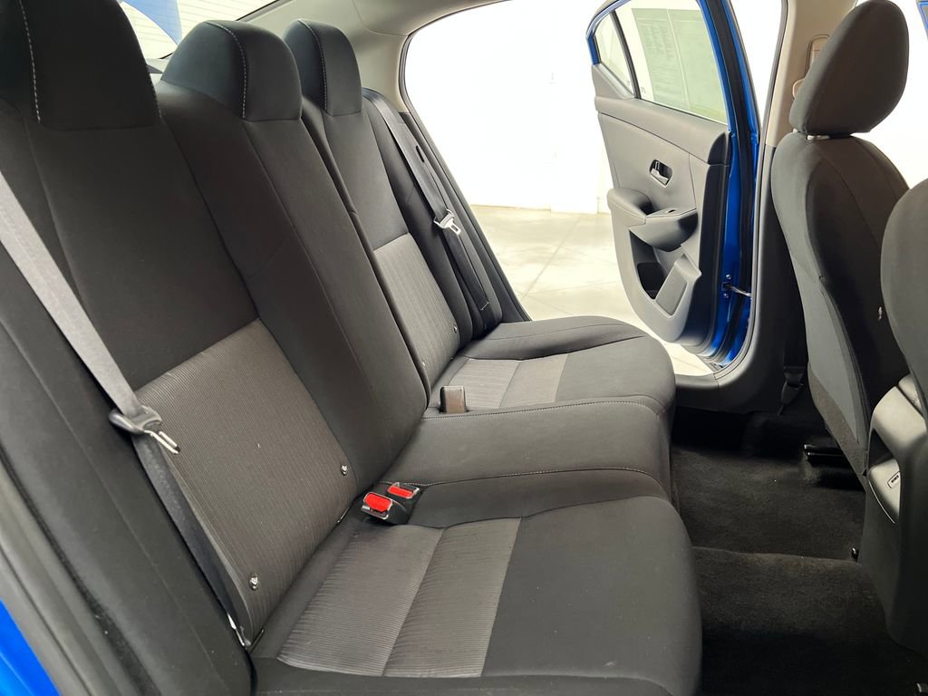 Used 2025 Nissan Sentra SV FWD image 17