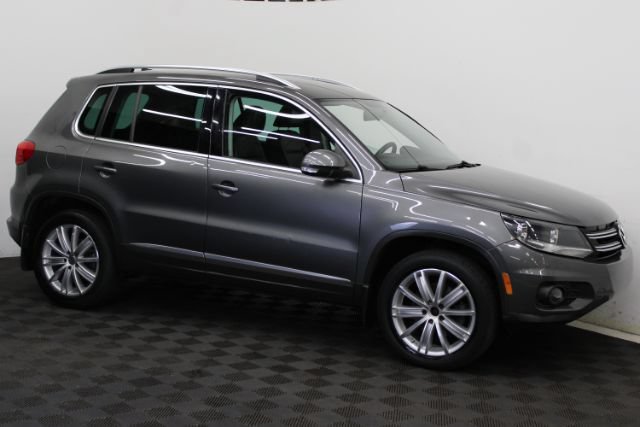 Used 2013 Volkswagen Tiguan S AWD/4WD image 4