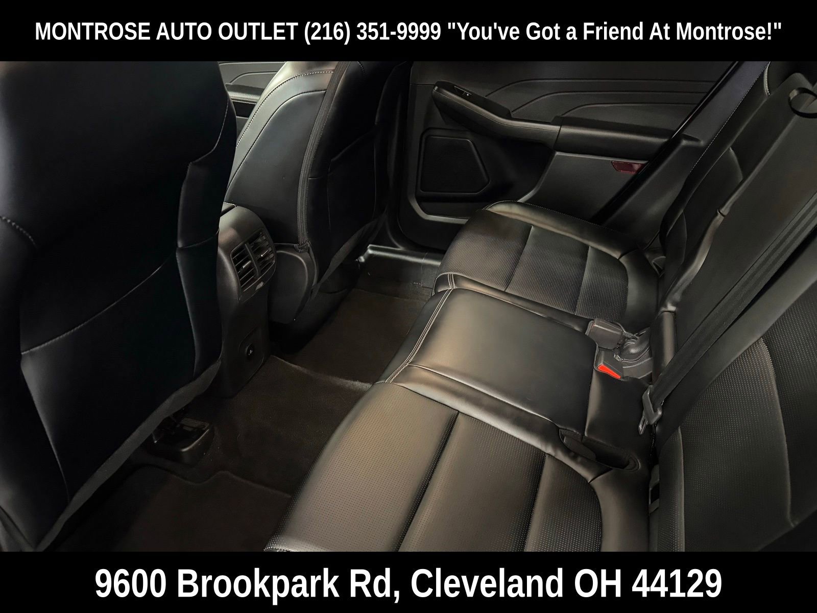 Used 2025 Ford Escape Platinum image 34