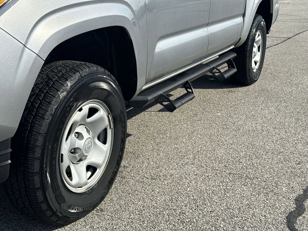Used 2023 Toyota Tacoma SR image 18