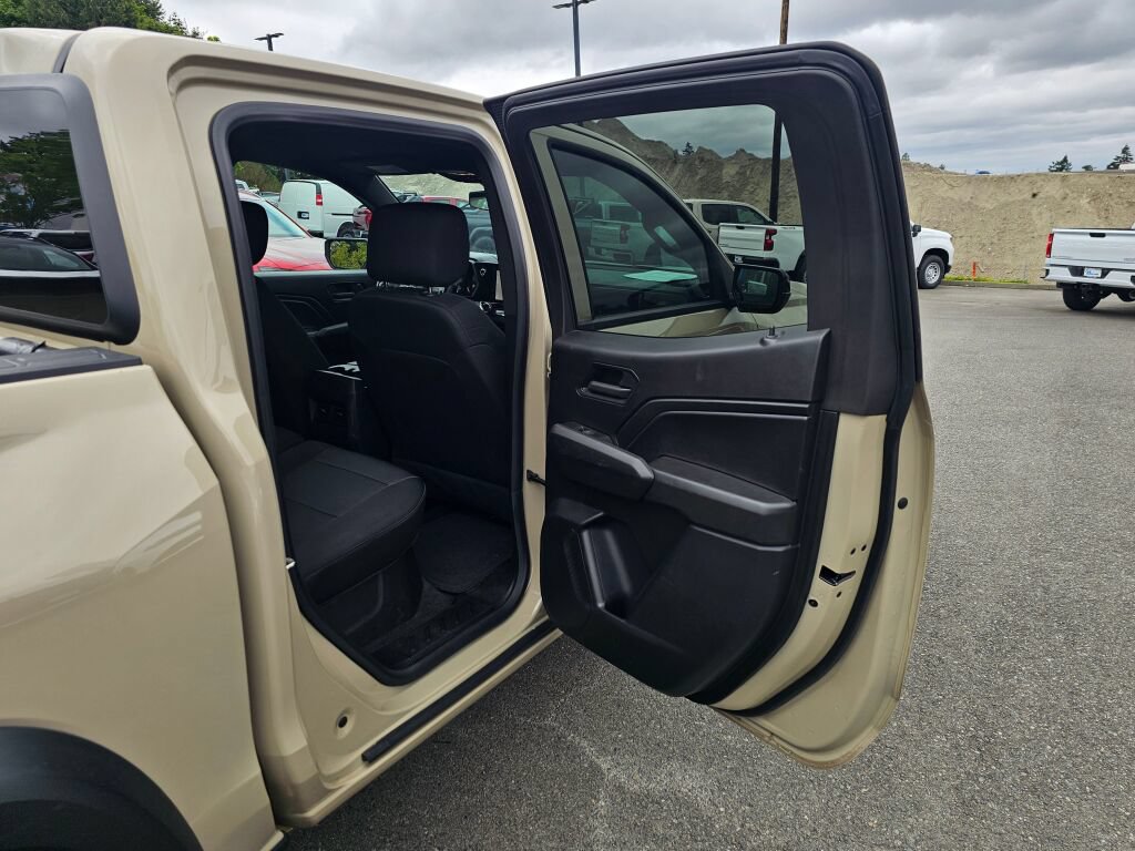 Used 2024 Chevrolet Colorado Trail Boss w/ LPO, Dark Essentials Package AWD/4WD image 25