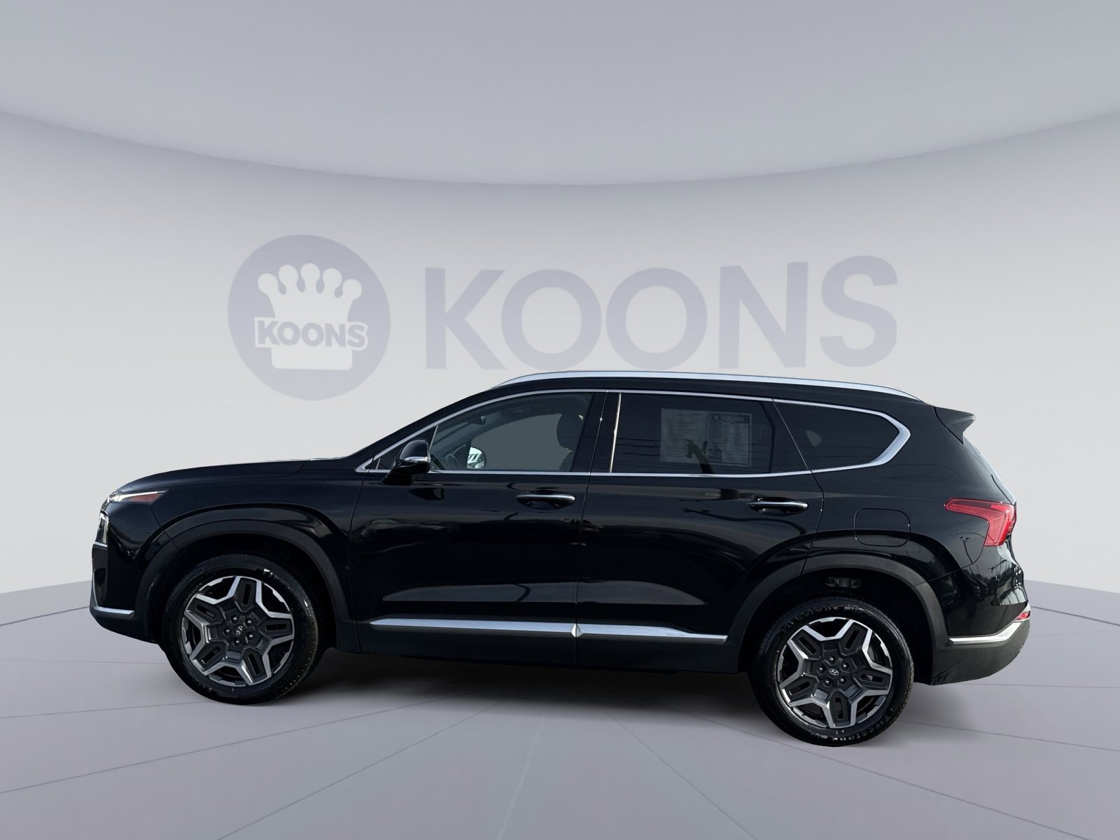 Certified 2023 Hyundai Santa Fe SEL Premium image 2