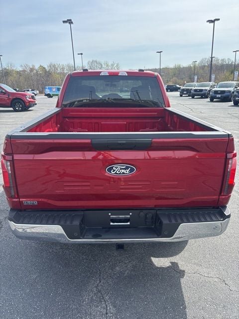 New 2026 Ford F150 XLT w/ XLT Chrome Appearance Package image 31