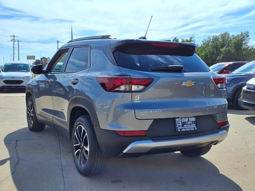 Used 2025 Chevrolet TrailBlazer LT AWD/4WD image 20
