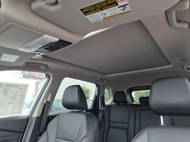 Used 2026 Nissan Rogue Dark Armor FWD image 18