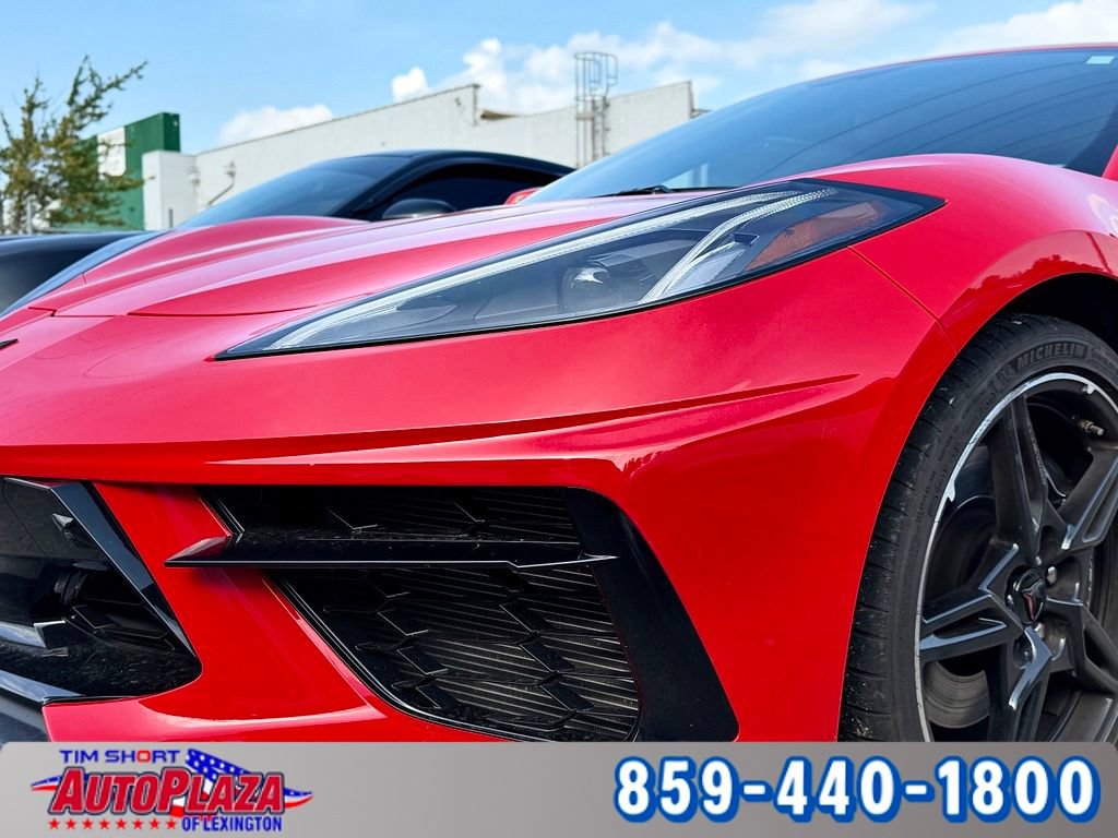 Used 2020 Chevrolet Corvette Stingray Preferred Cpe w/ 2LT Preferred Equipment Group RWD image 13