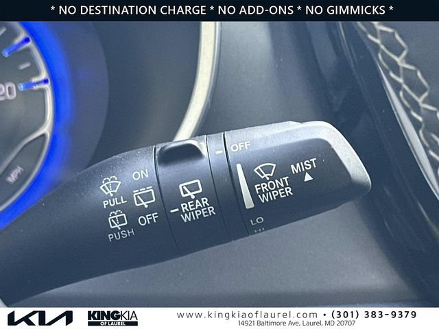 Used 2023 Chrysler Pacifica Touring-L FWD image 12