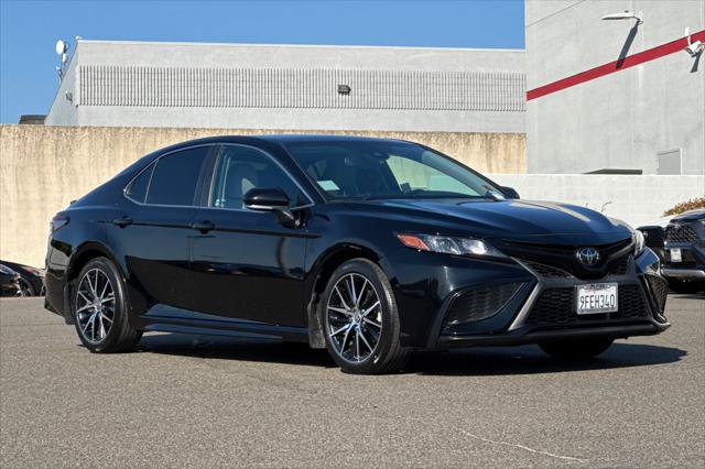 Certified 2023 Toyota Camry SE w/ Audio Upgrade Package FWD image 5