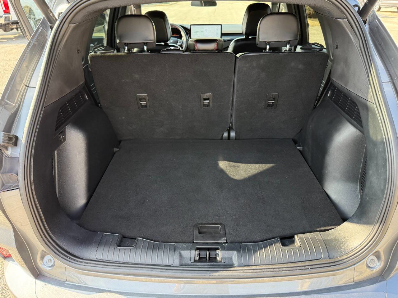 Used 2024 Ford Escape ST-Line w/ Tech Pack #1 FWD image 16