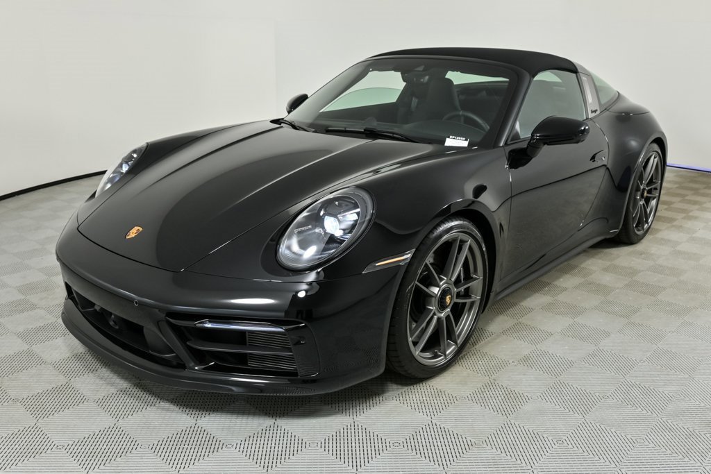 Certified 2024 Porsche 911 image 35
