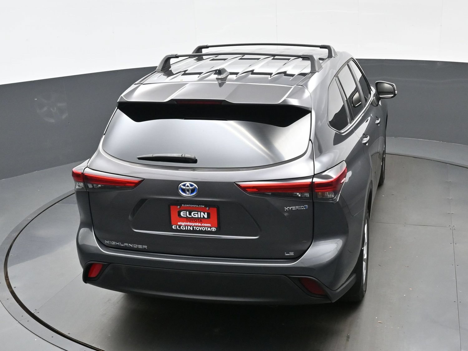 Used 2023 Toyota Highlander LE AWD/4WD image 39