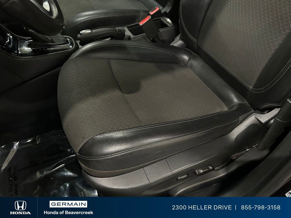 Used 2019 Buick Encore Preferred FWD image 19