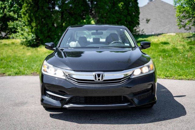Used 2016 Honda Accord LX image 2