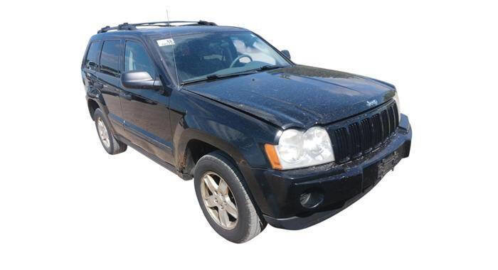 Used 2006 Jeep Grand Cherokee Laredo w/ Cargo Convenience Group AWD/4WD image 8