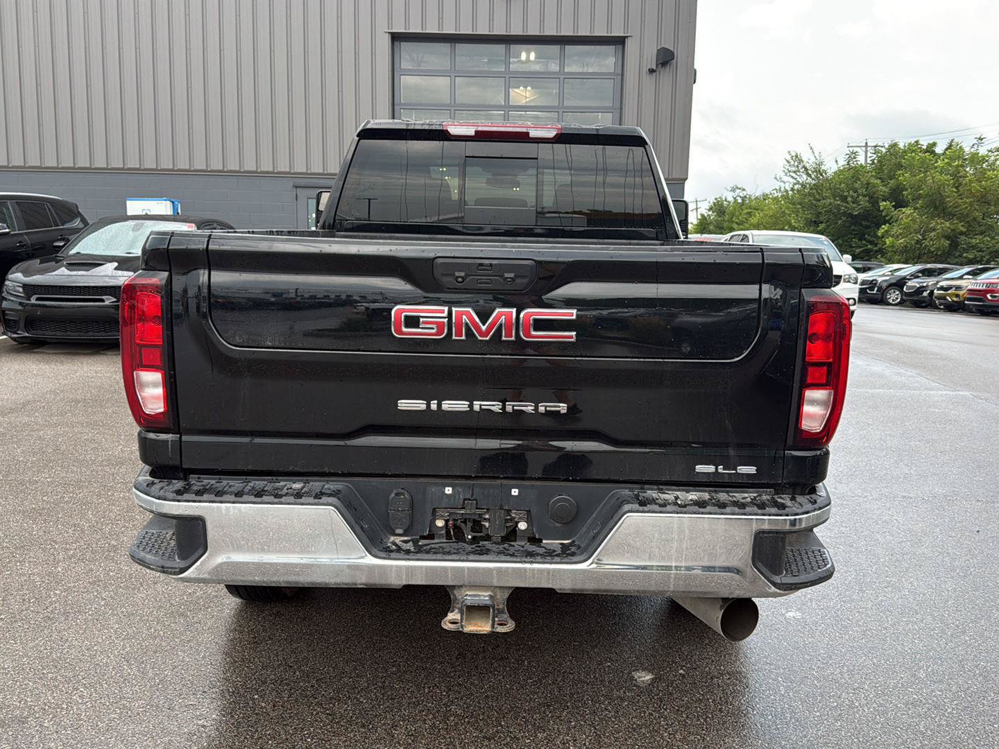 Used 2024 GMC Sierra 2500 SLE w/ SLE Value Package AWD/4WD image 4