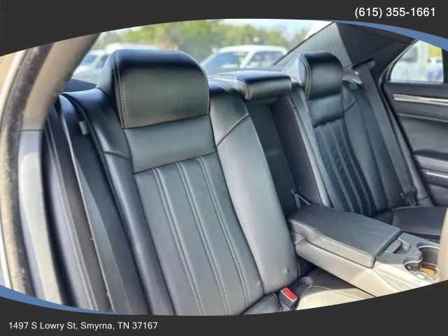 Used 2018 Chrysler 300 S w/ 300S Premium Group AWD/4WD image 16