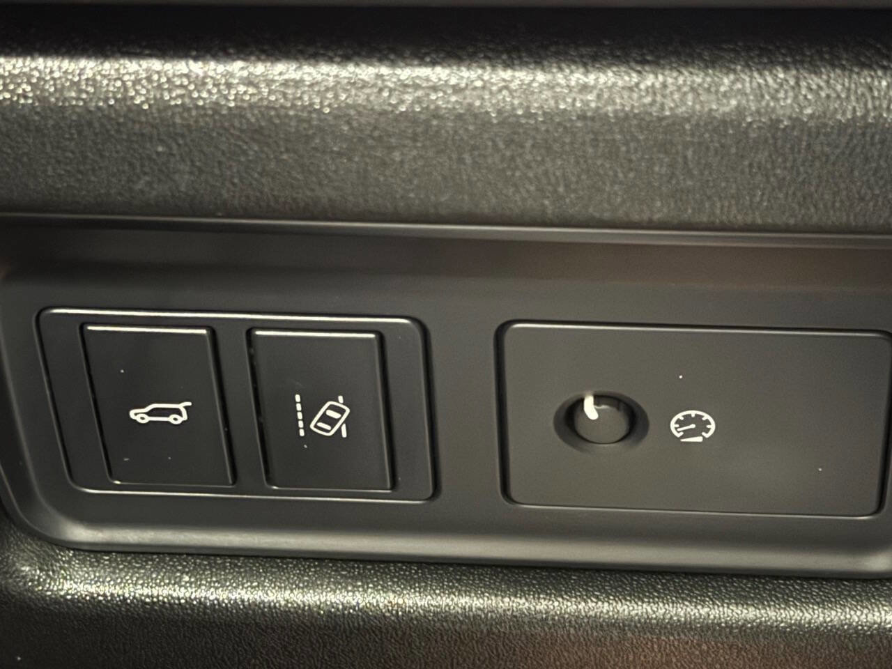 Used 2019 Land Rover Discovery Sport HSE image 37