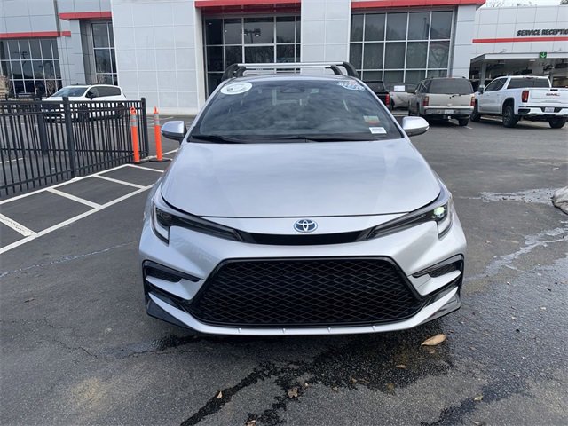 Used 2024 Toyota Corolla SE image 3