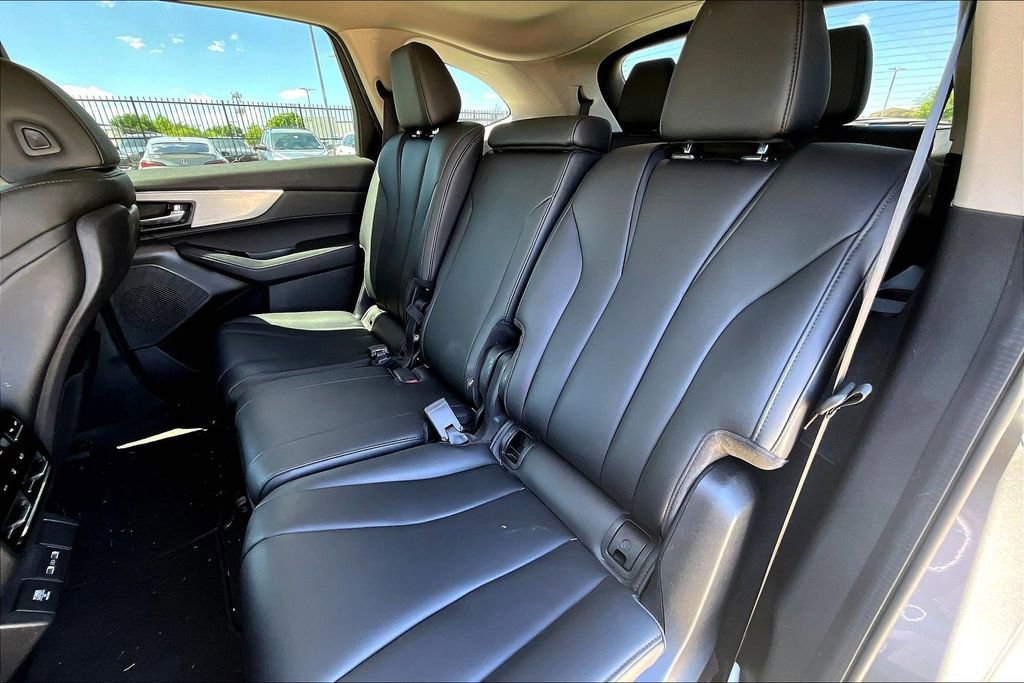 Certified 2023 Acura MDX FWD image 32