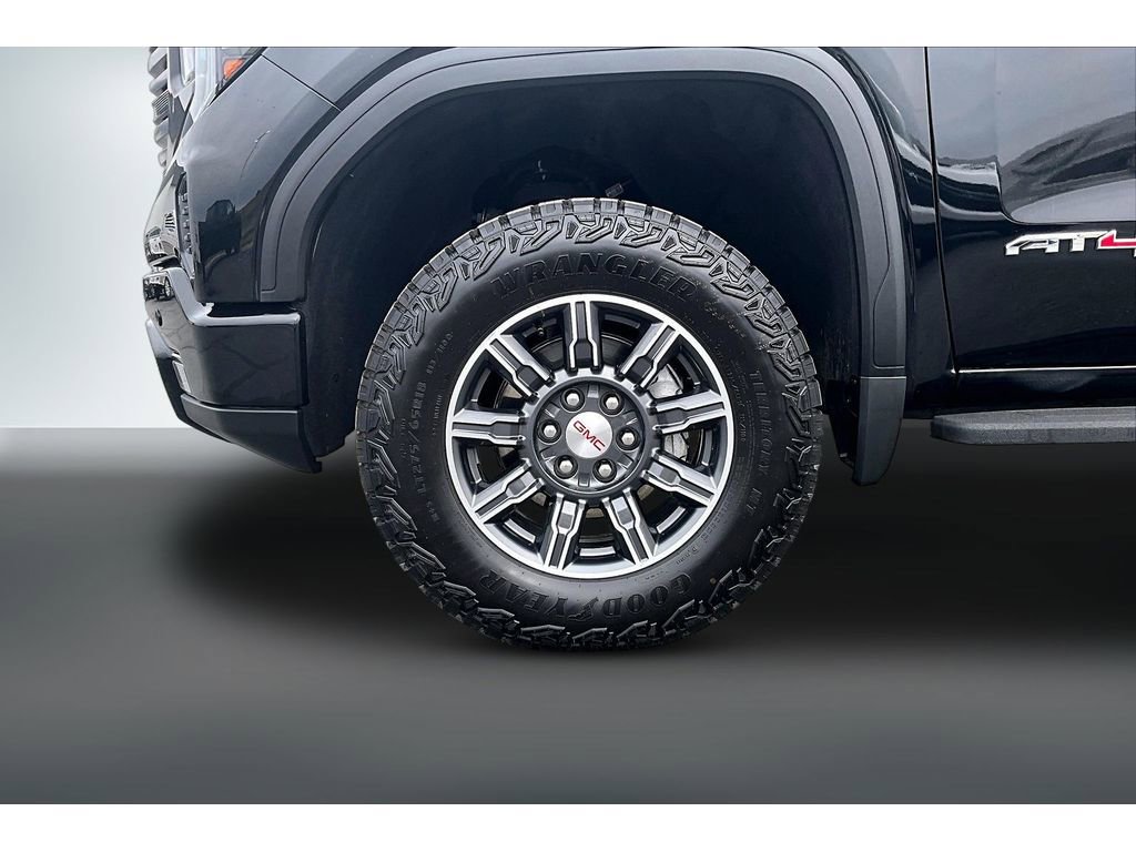 Used 2024 GMC Sierra 1500 AT4 w/ Technology Package image 28