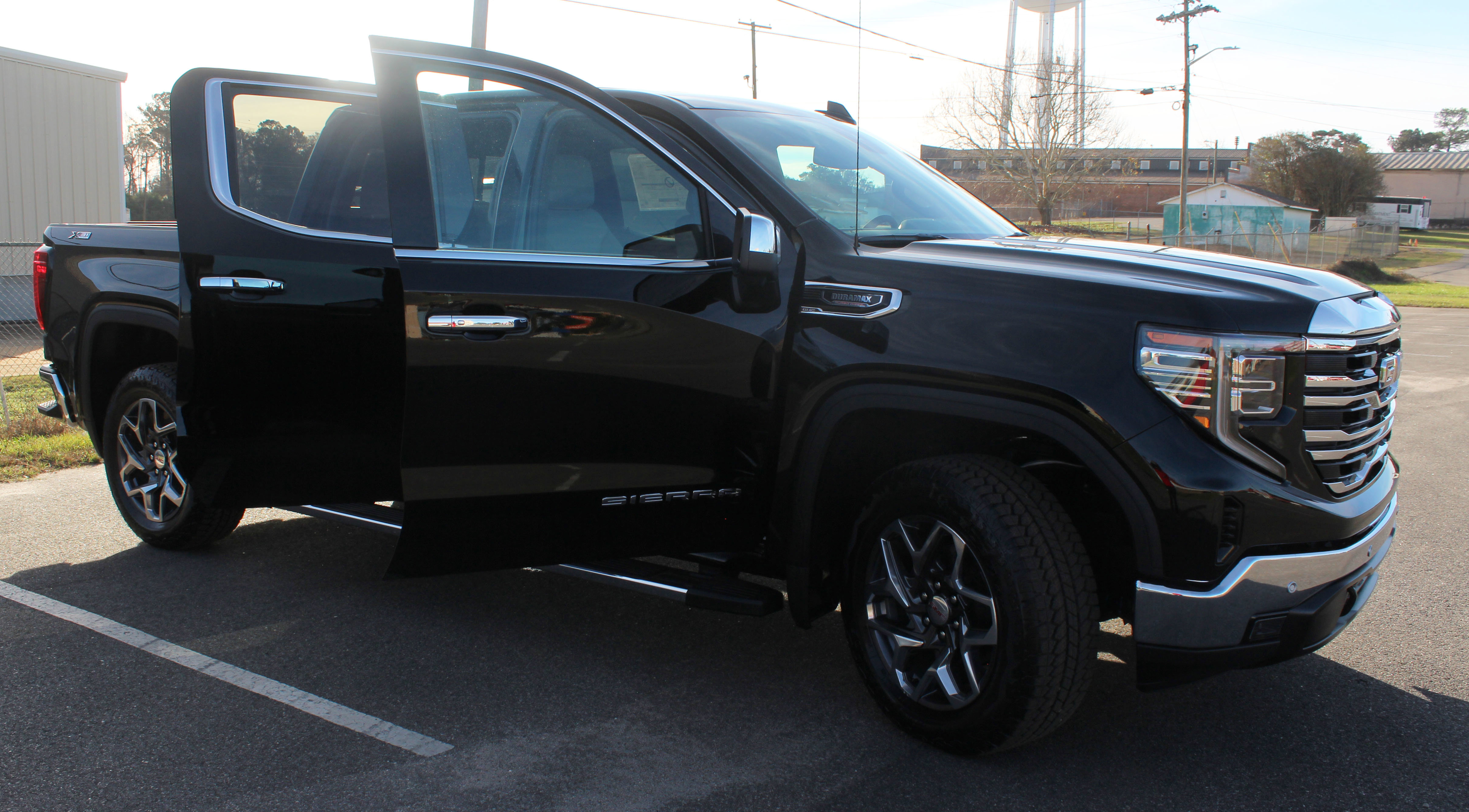 New 2026 GMC Sierra 1500 SLT w/ SLT Premium Plus Package image 13