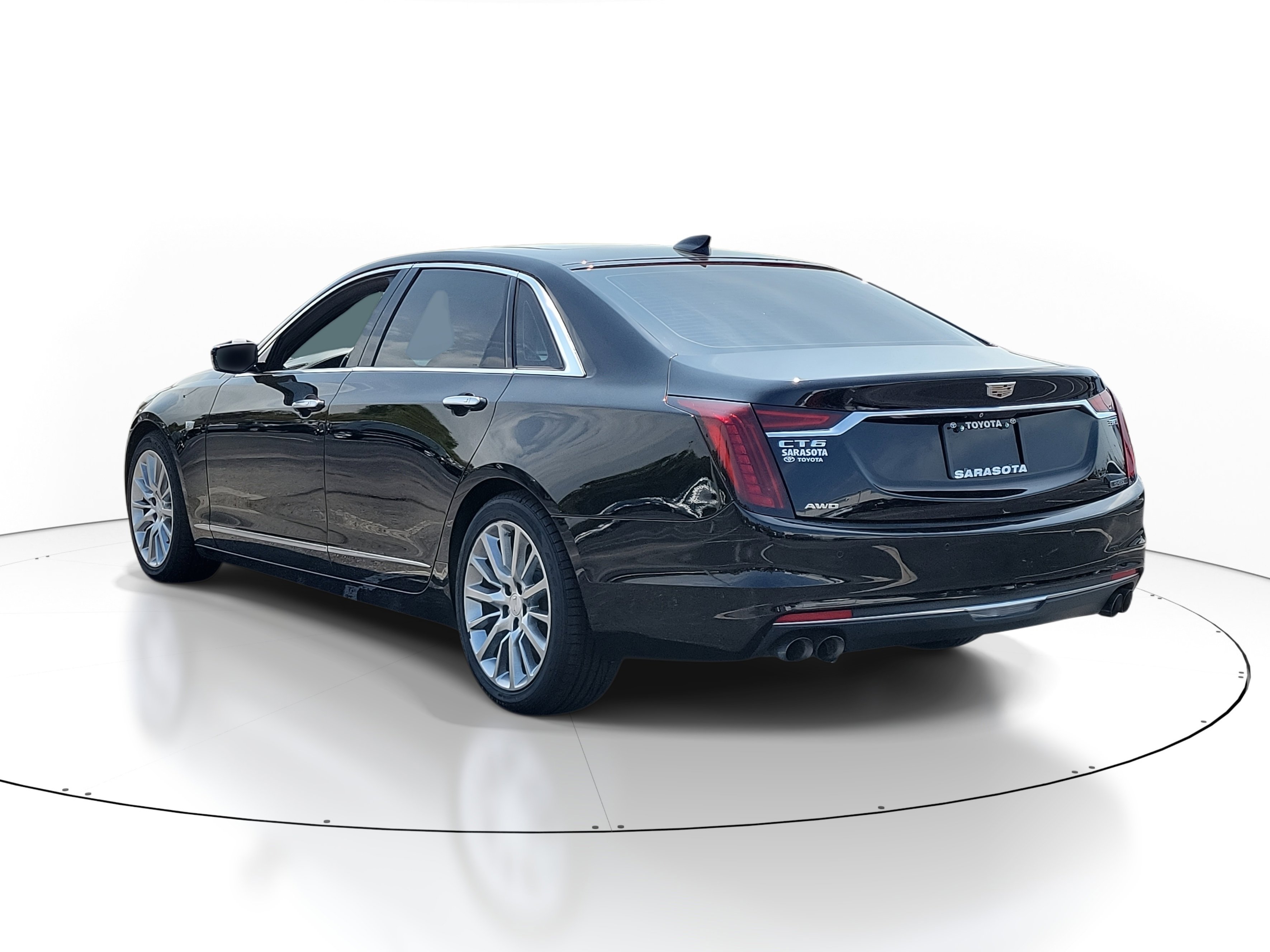 Used 2019 Cadillac CT6 Luxury w/ Driver Awareness Package image 4