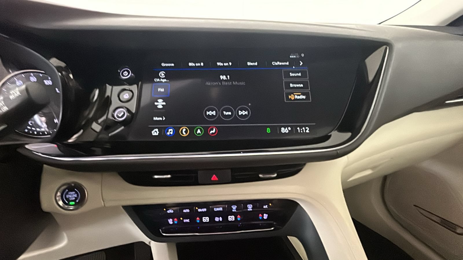 Used 2023 Buick Envision Avenir AWD/4WD image 26