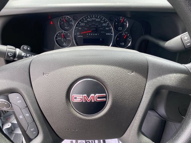 Used 2025 GMC Savana 3500 LT w/ LT Preferred Equipment Group RWD image 9