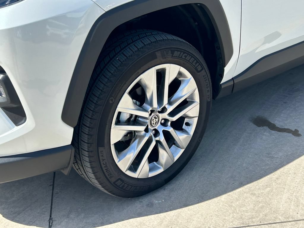 Certified 2025 Toyota RAV4 Limited w/ Weather Package AWD/4WD image 9