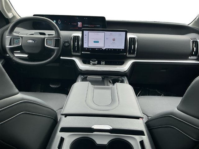 Certified 2026 Ford Expedition Platinum w/ Driver's Package AWD/4WD image 12
