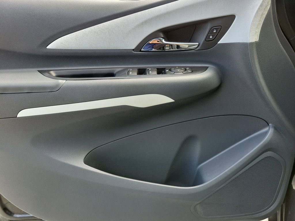Used 2019 Chevrolet Bolt LT image 17