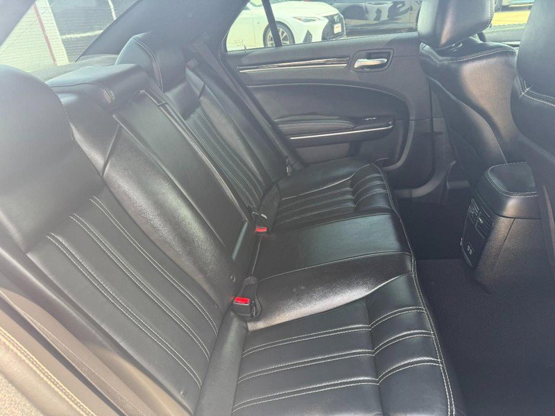 Used 2019 Chrysler 300 S RWD image 27