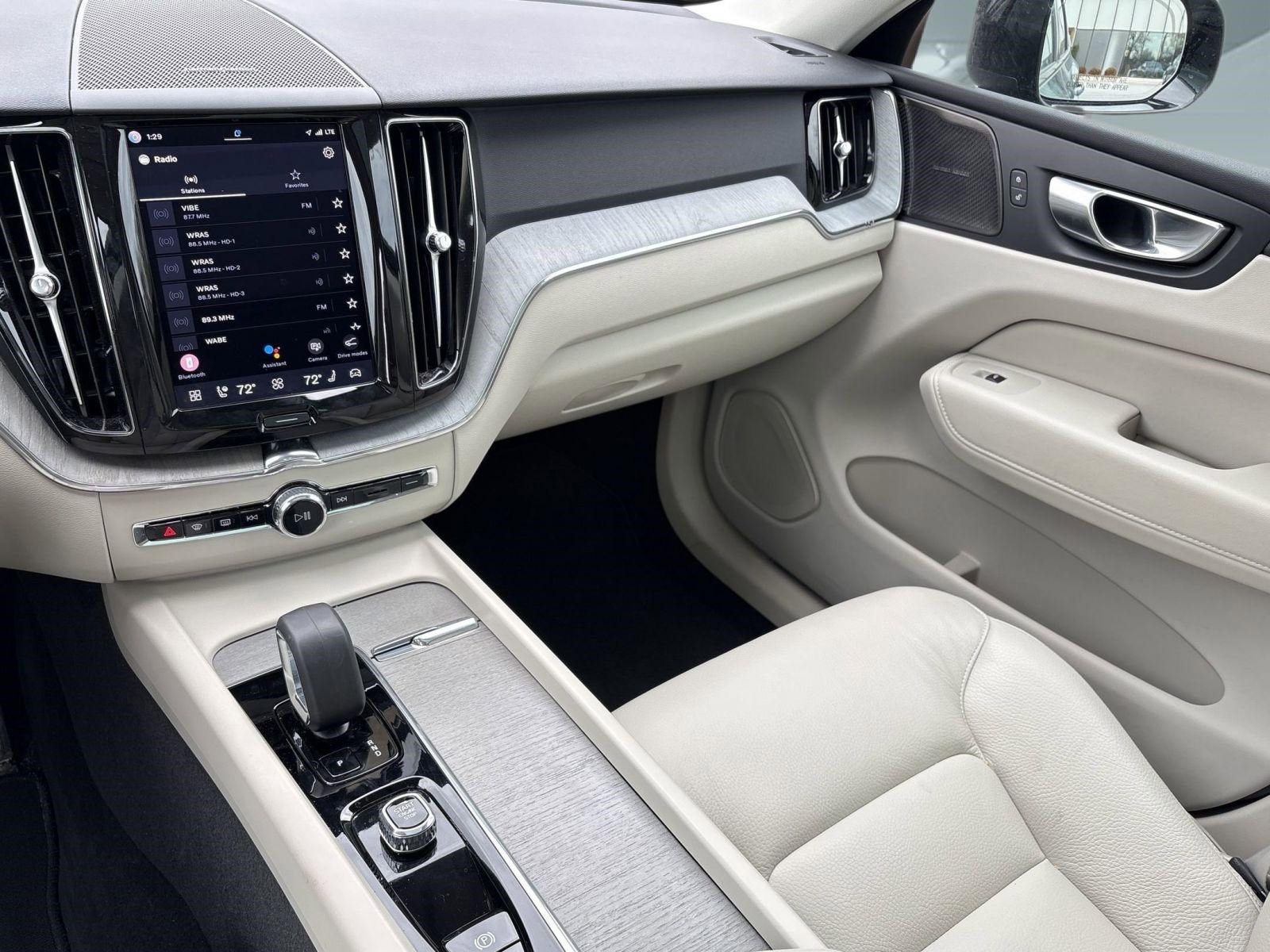 Certified 2024 Volvo XC60 B5 Plus image 26