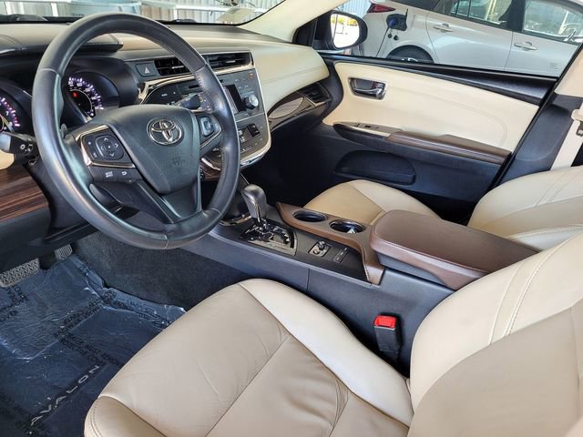 Used 2013 Toyota Avalon XLE Touring FWD image 10