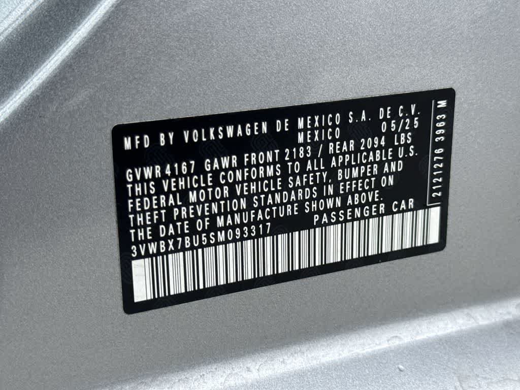 Used 2025 Volkswagen Jetta Sport FWD image 29