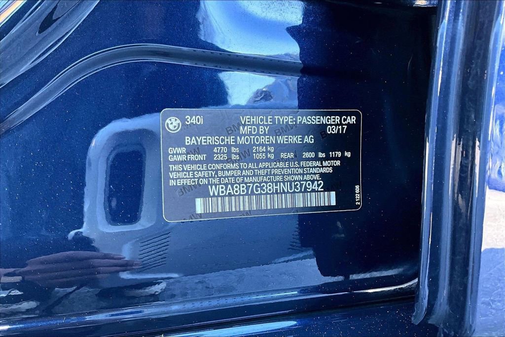 Used 2017 BMW 340i xDrive Sedan AWD/4WD image 19