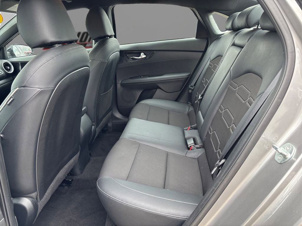Certified 2023 Kia Forte GT-Line image 10