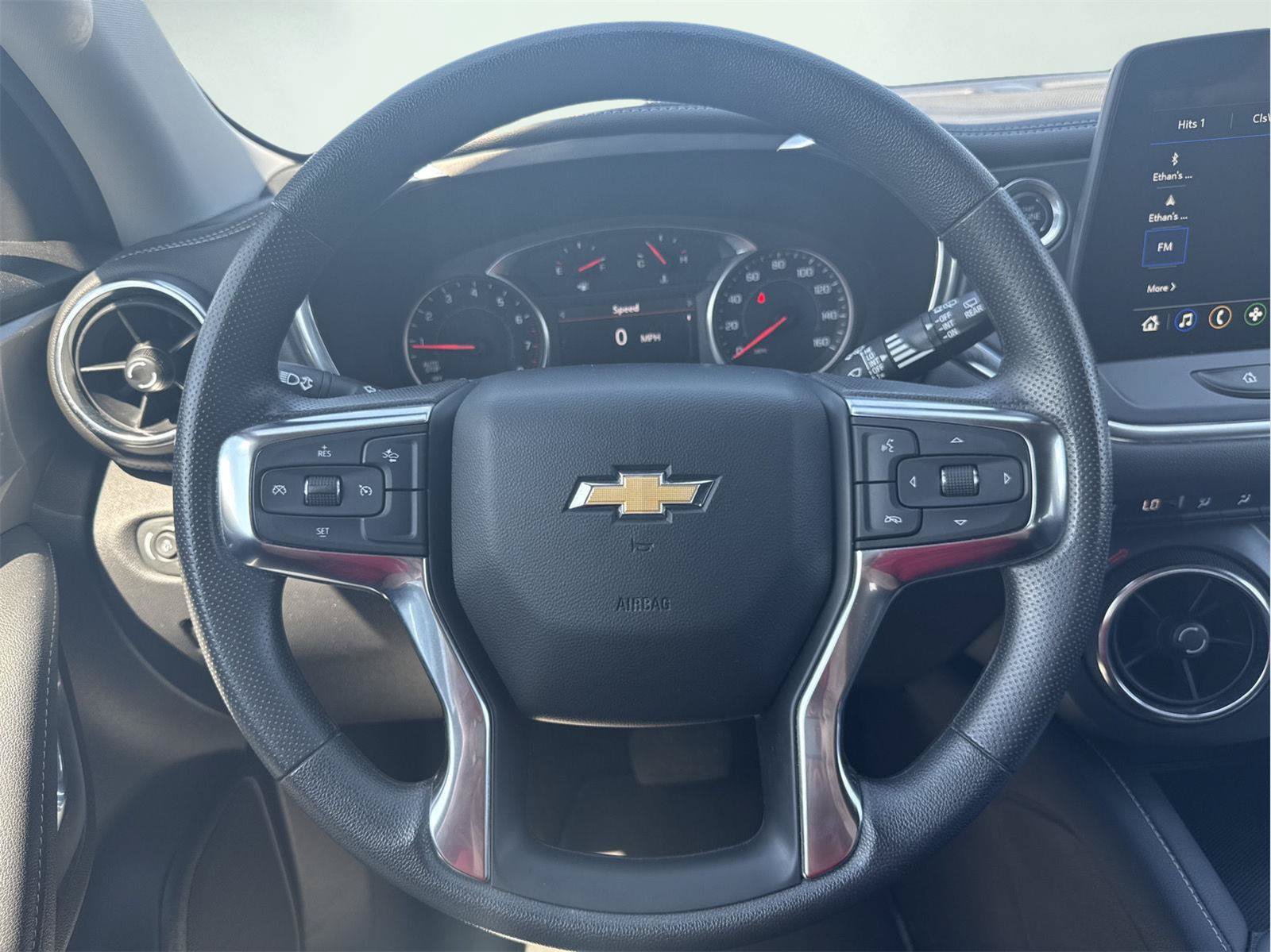 Used 2025 Chevrolet Blazer LT AWD/4WD image 13