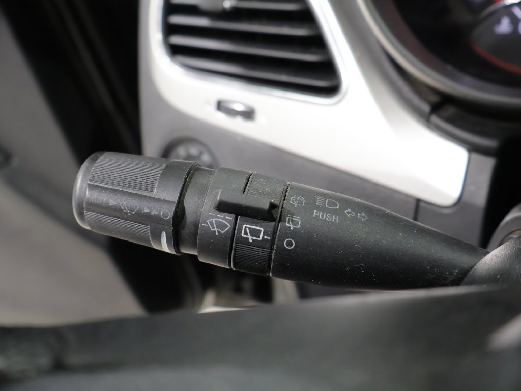 Used 2013 Dodge Journey SXT FWD image 34